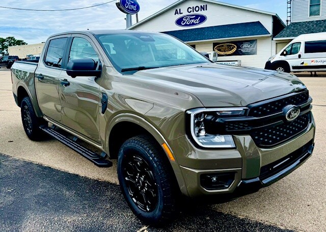 2025 Ford Ranger XLT photo 2