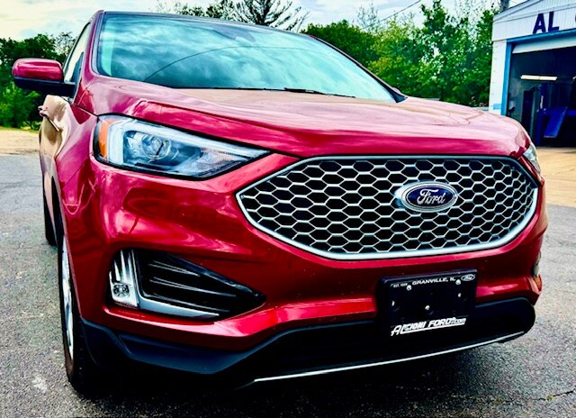 Used 2023 Ford Edge SEL with VIN 2FMPK4J92PBA34099 for sale in Granville, IL