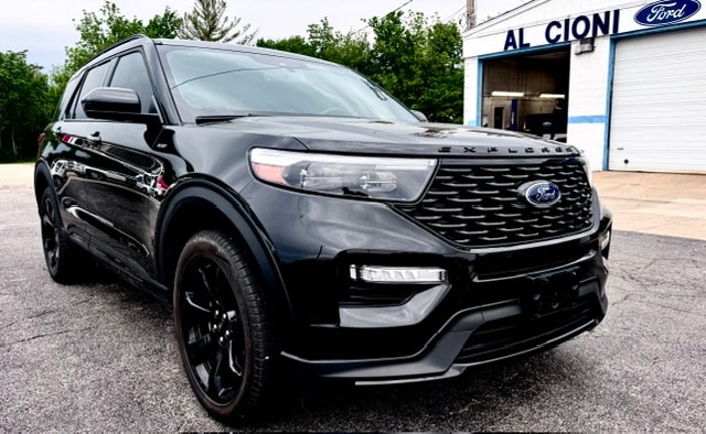 2024 Ford Explorer ST-LINE 4WD's photo