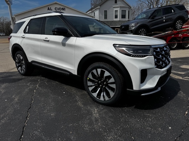 2026 Ford Explorer Platinum 4WD's photo