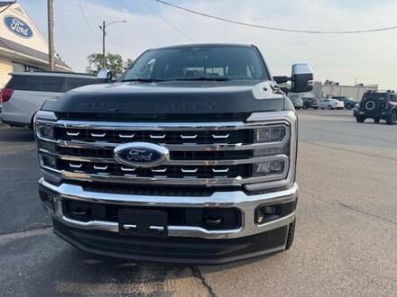 2025 Ford F-350 Lariat Truck Crew Cab