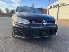 2015 Volkswagen Golf GTI 2.0T Hatchback