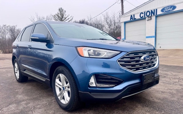 2019 Ford Edge SEL's photo