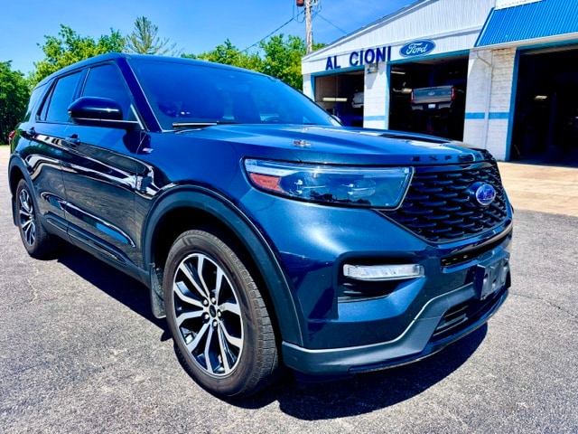 2022 Ford Explorer ST-LINE 4WD's photo