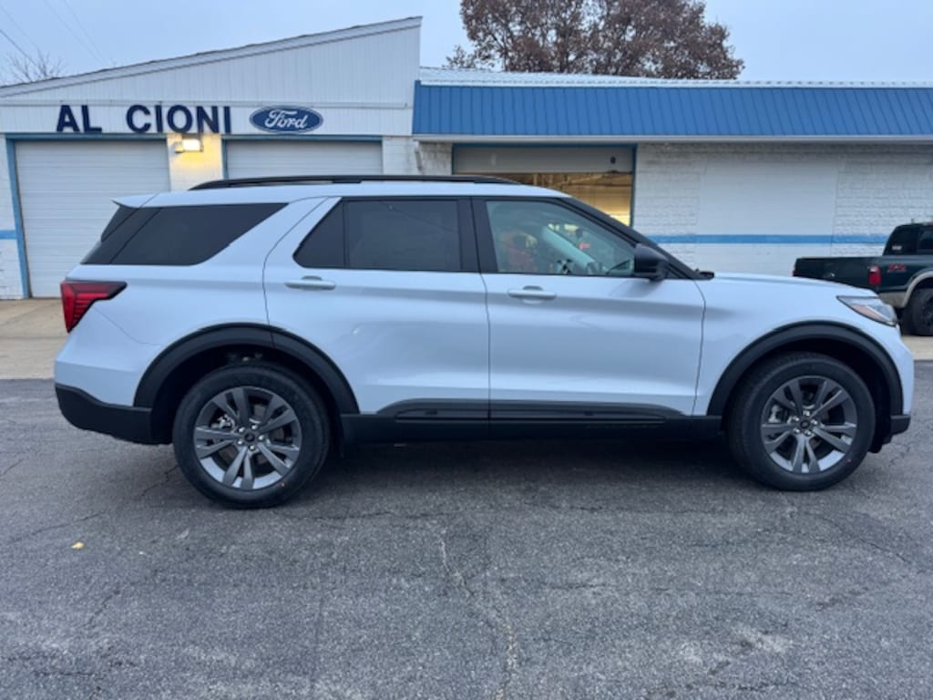 New 2026 Ford Explorer Active SUV
