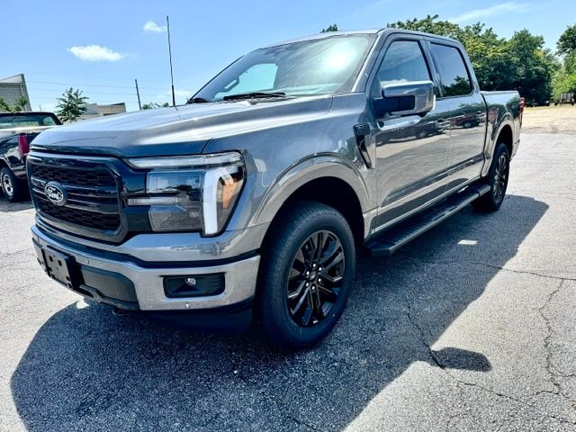 2026 Ford F-150 Lariat - Photo 9