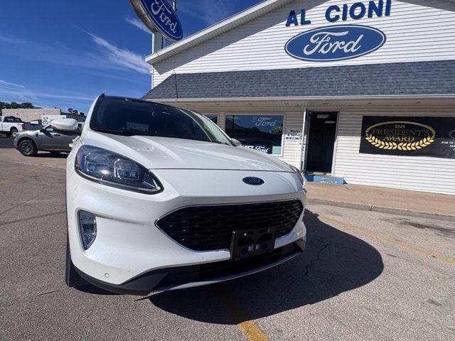 Used 2020 Ford Escape Titanium with VIN 1FMCU9J97LUA96575 for sale in Granville, IL