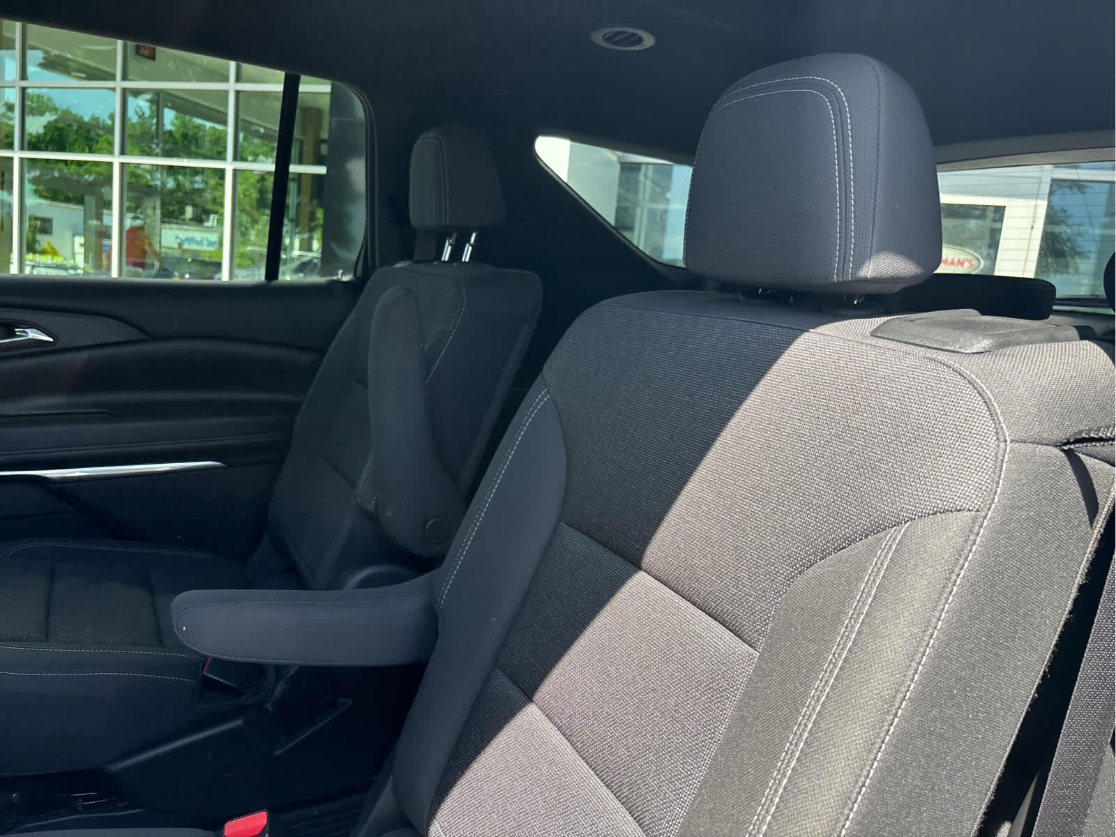 2025 Chevrolet Traverse LT - Photo 21