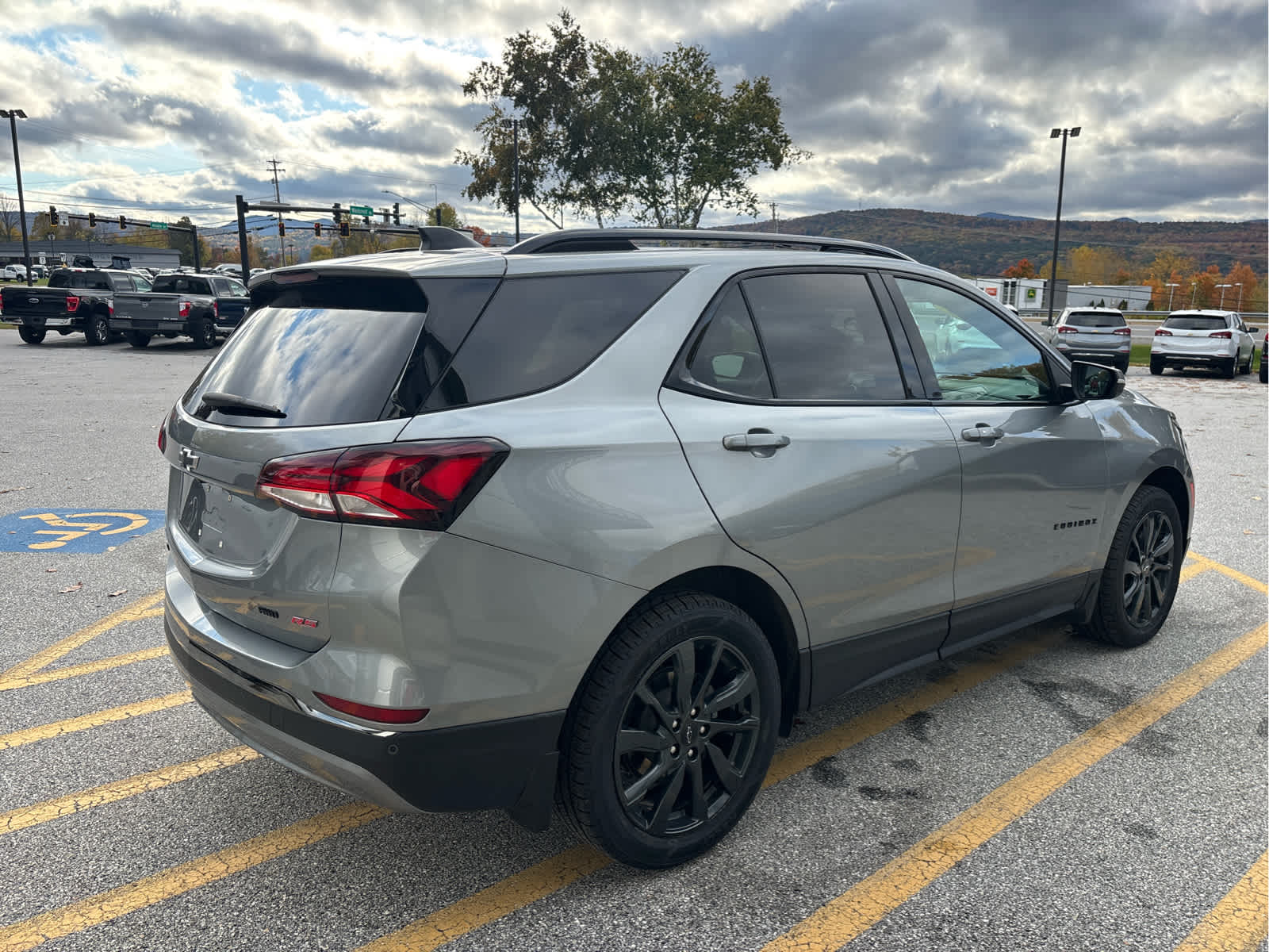 2023 Chevrolet Equinox RS - Photo 8