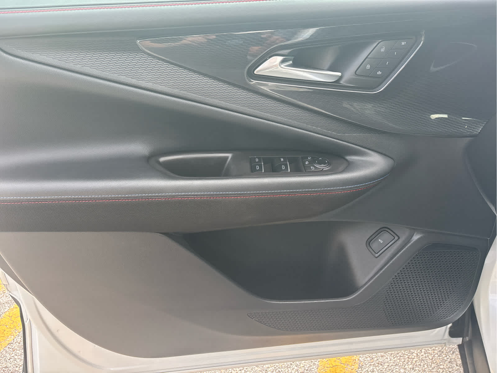 2024 Chevrolet Blazer EV RS - Photo 18
