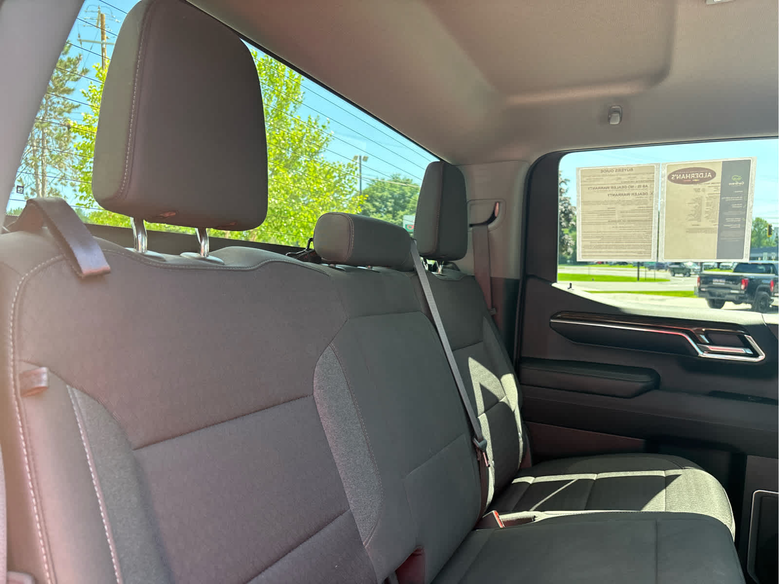 2023 GMC Sierra 1500 SLE - Photo 25