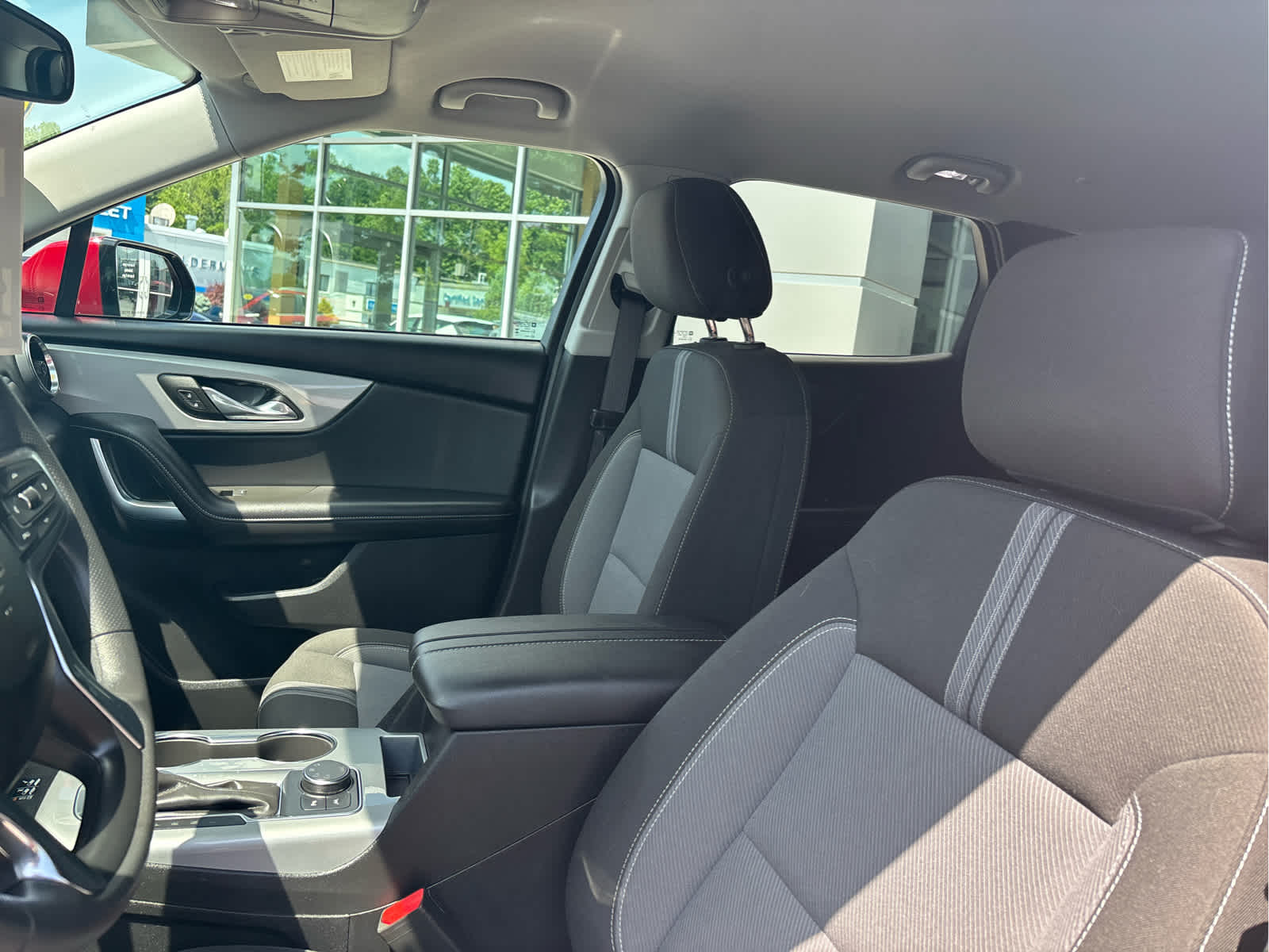 2025 Chevrolet Blazer 2LT - Photo 11