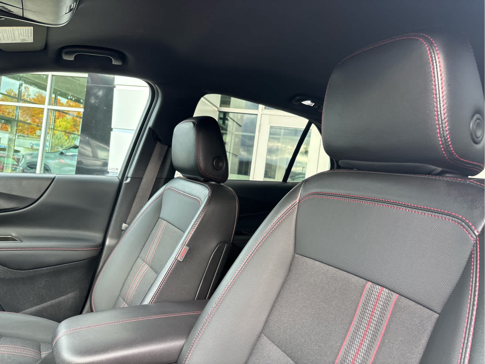 2023 Chevrolet Equinox RS - Photo 11