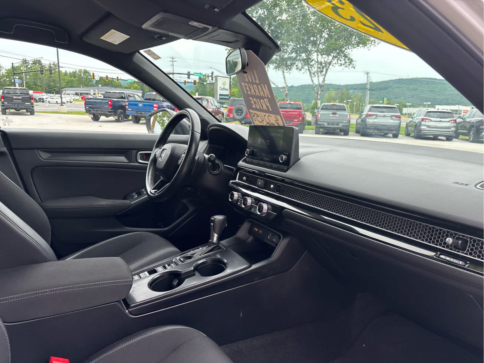 2023 Honda Civic Sport - Photo 25