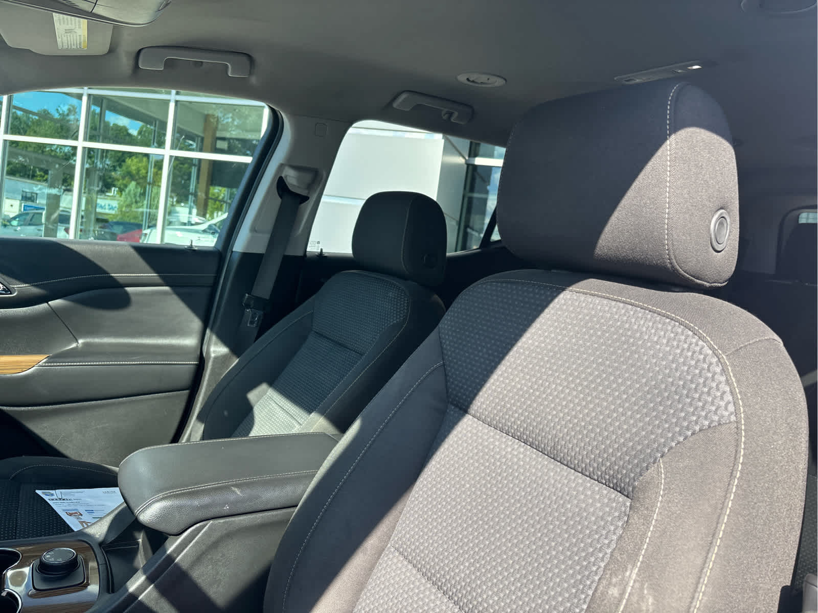 2020 GMC Acadia SLE - Photo 11