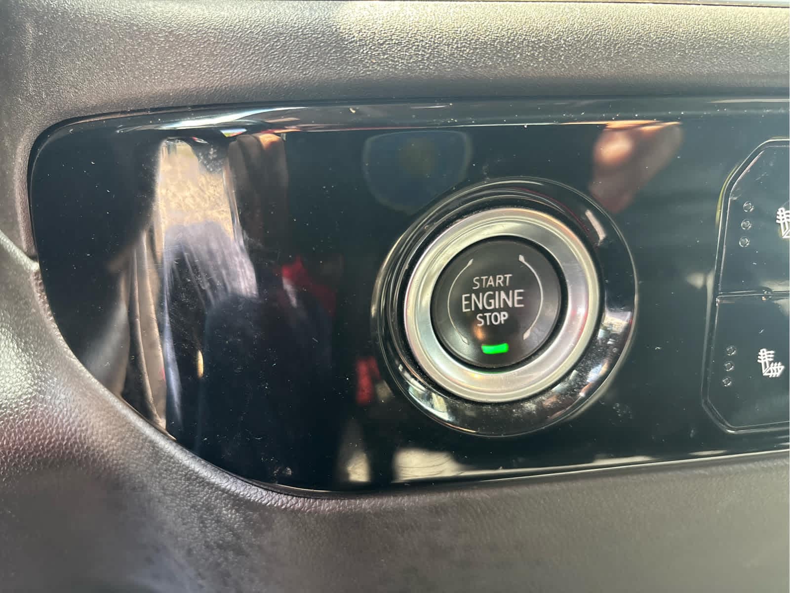 2023 GMC Sierra 1500 SLE - Photo 17