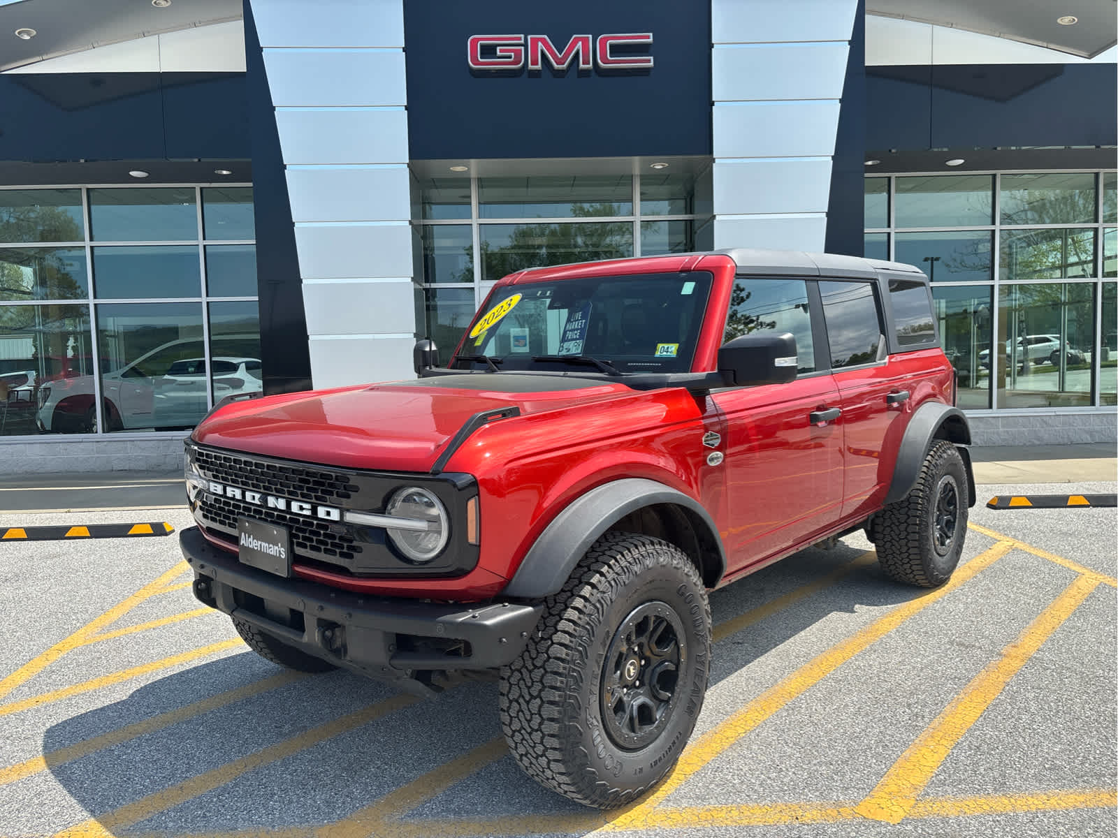 2023 Ford Bronco Wildtrak 4x4's photo