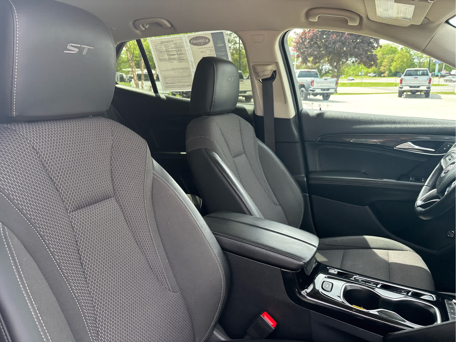 2023 Buick Envision Preferred - Photo 25