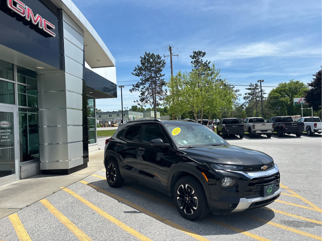 Used 2023 Chevrolet Trailblazer LT SUV