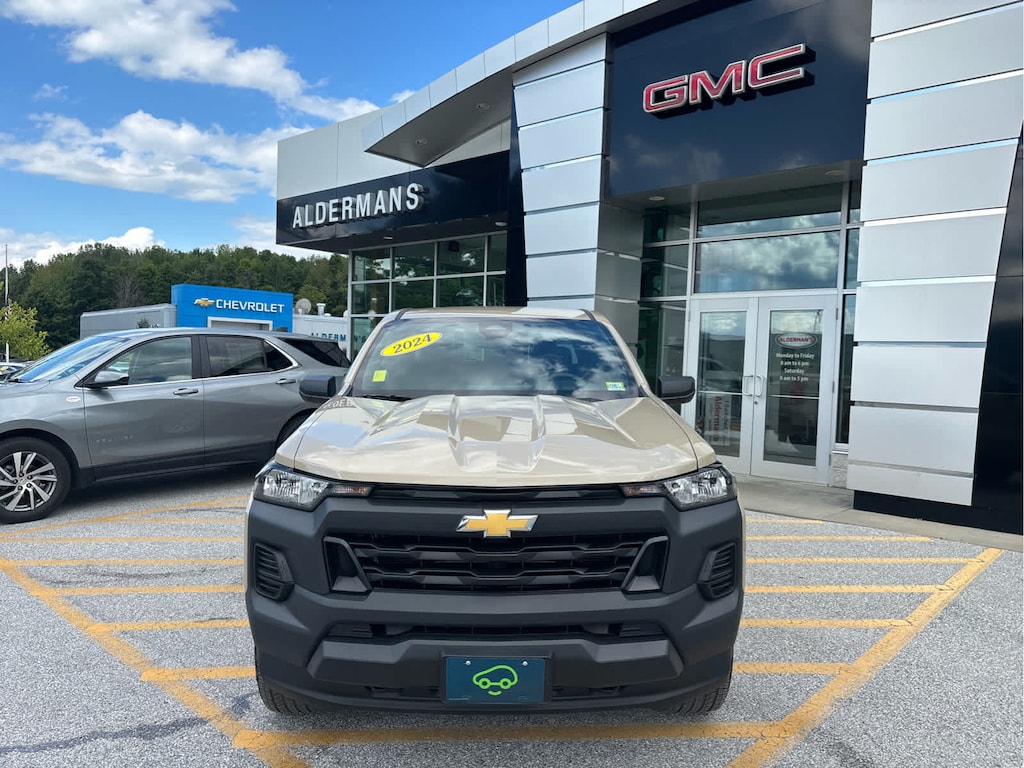 Used 2024 Chevrolet Colorado WT Truck