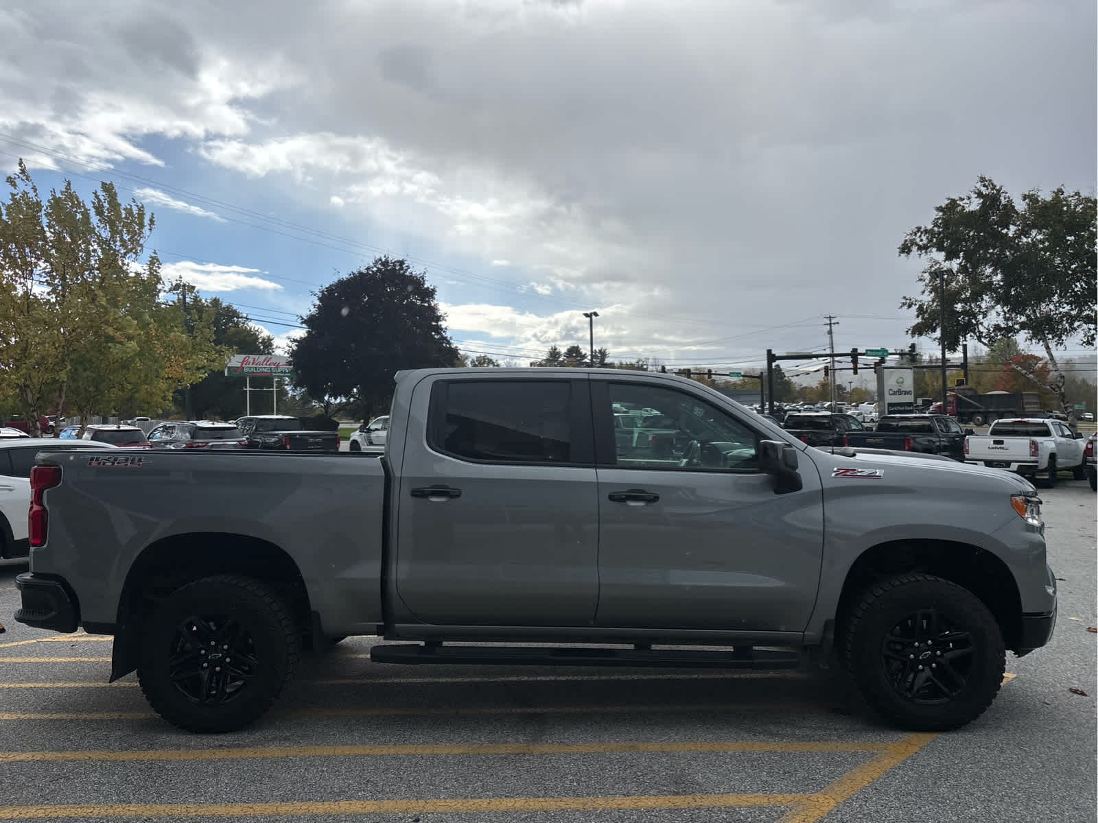 2024 Chevrolet Silverado 1500 LT Trail Boss - Photo 8