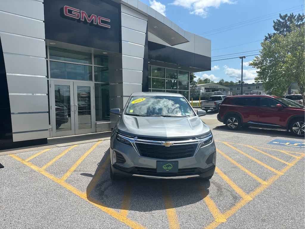 Used 2024 Chevrolet Equinox LT SUV