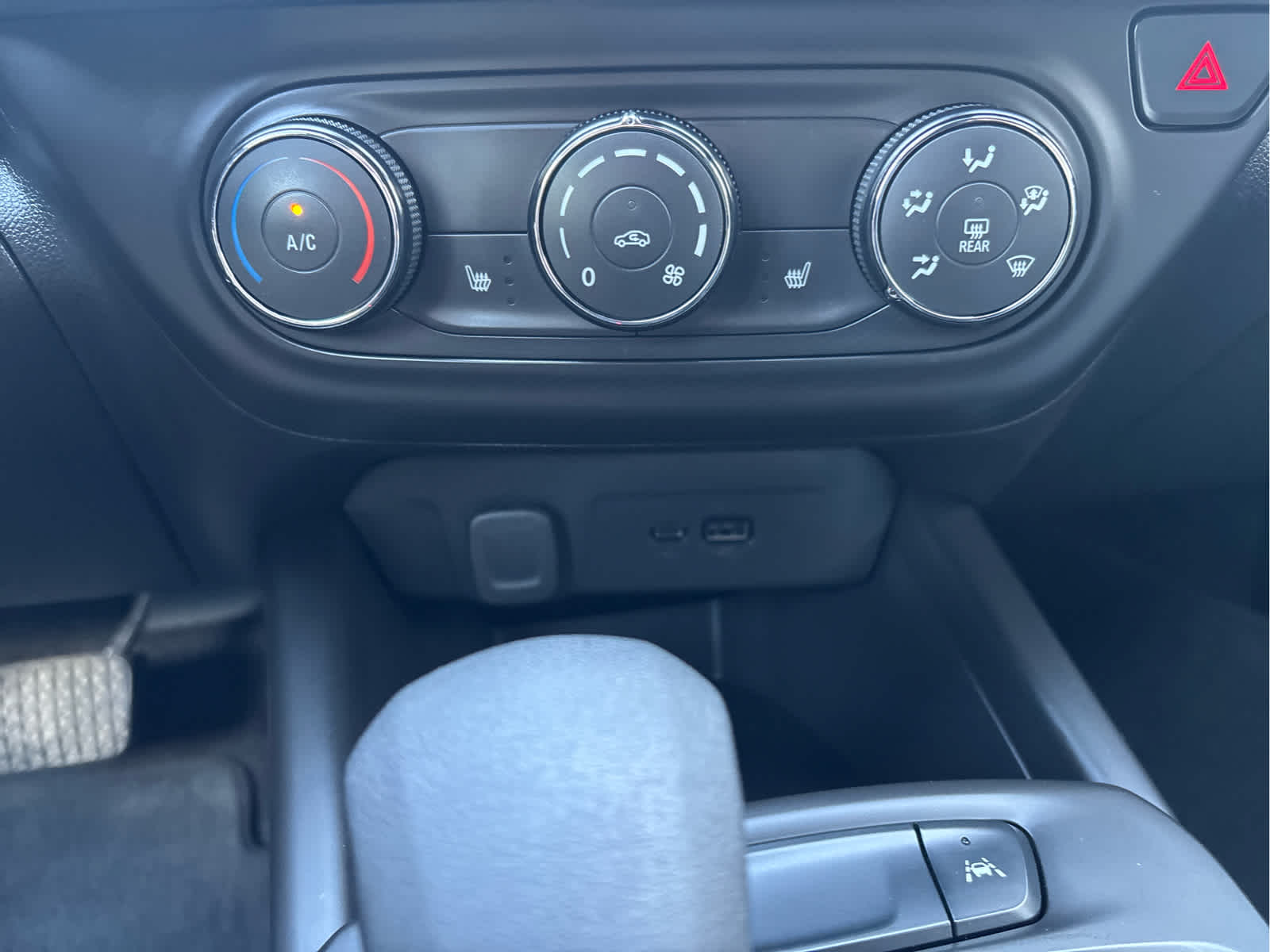 2024 Chevrolet Trax RS - Photo 18