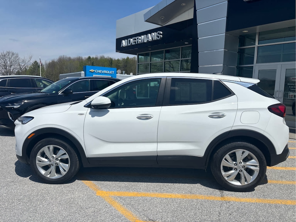 Used 2024 Buick Encore GX Preferred SUV