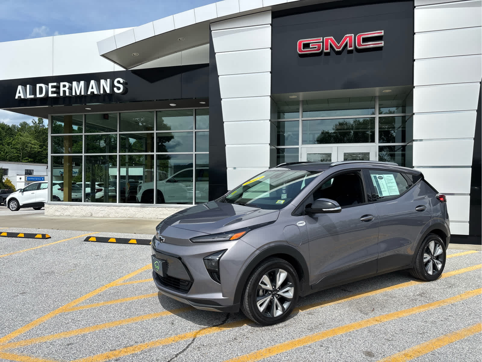 2023 Chevrolet Bolt EUV LT's photo
