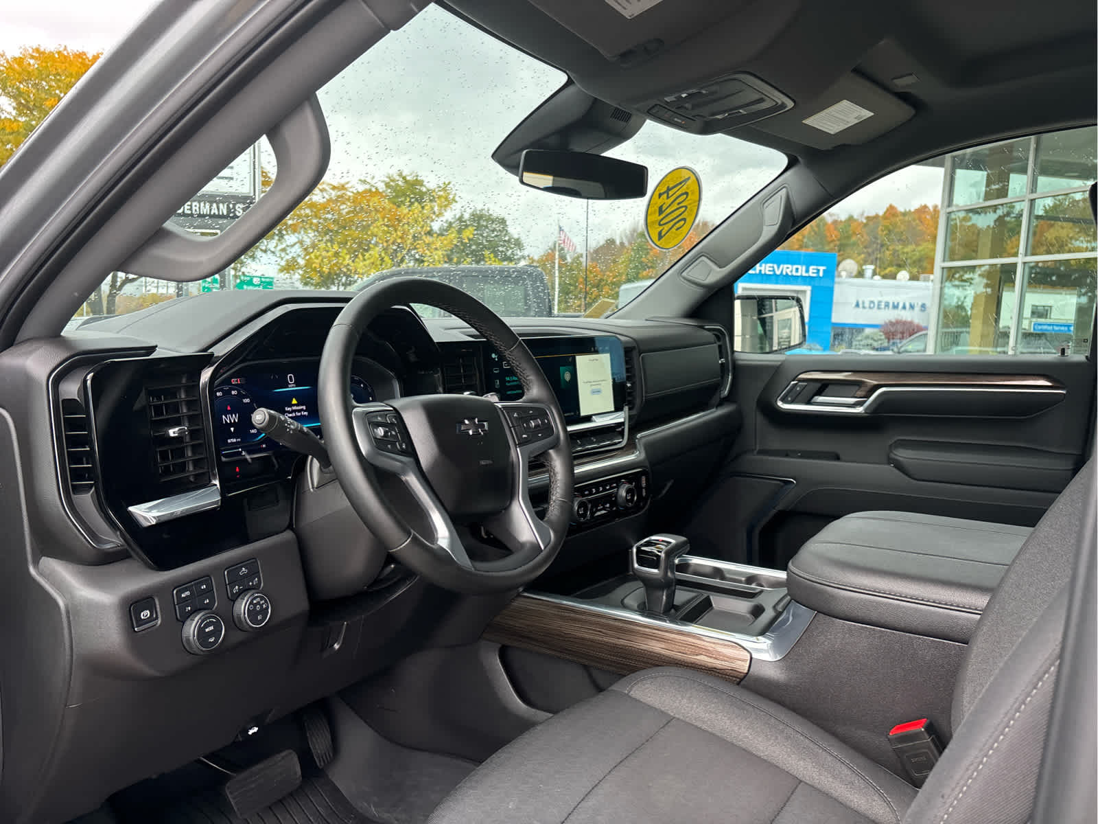 2024 Chevrolet Silverado 1500 LT Trail Boss - Photo 9