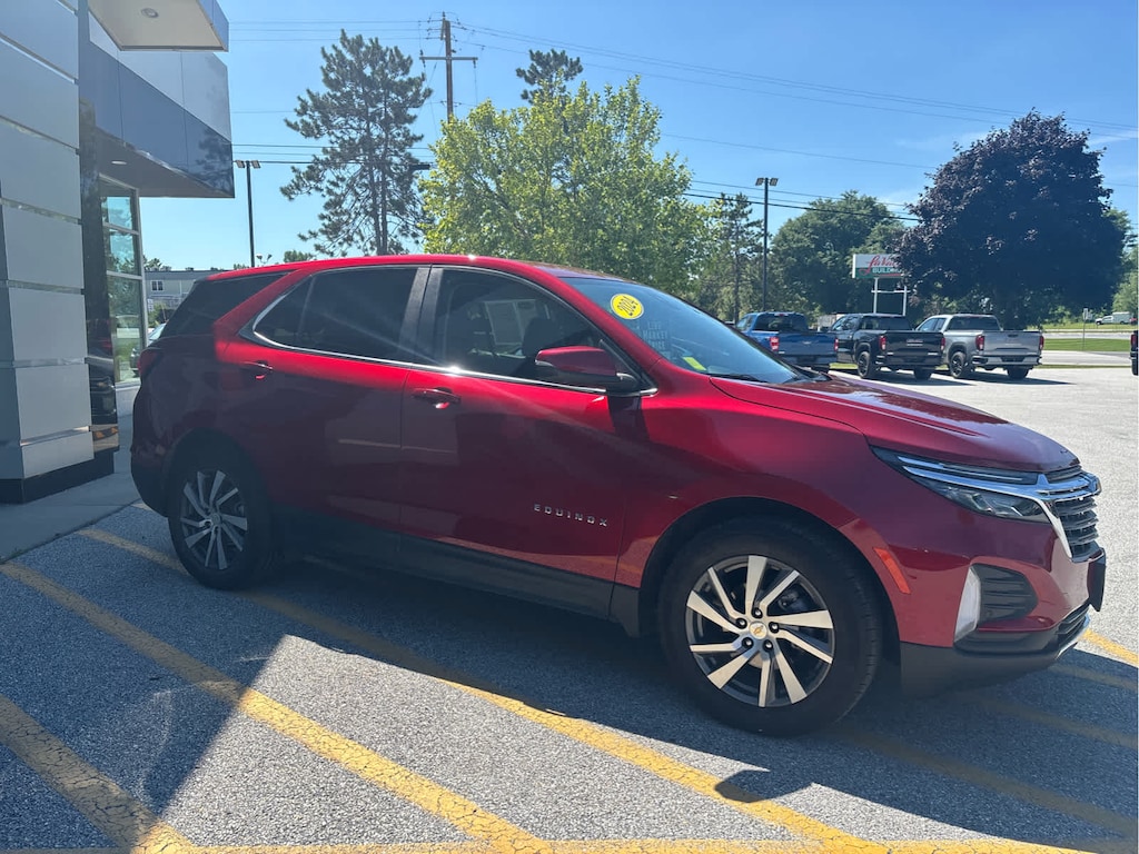 Used 2024 Chevrolet Equinox LT SUV