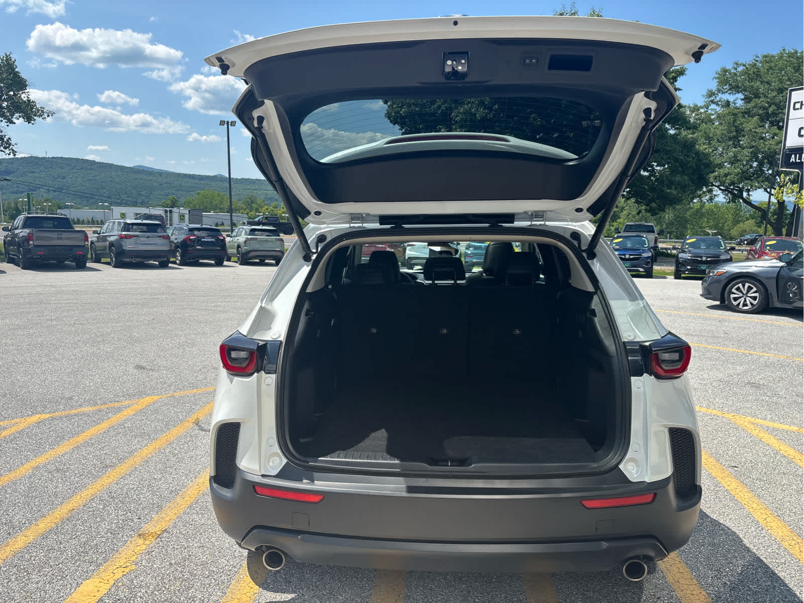 2023 Mazda CX-50 S PREFERRED PLUS - Photo 7