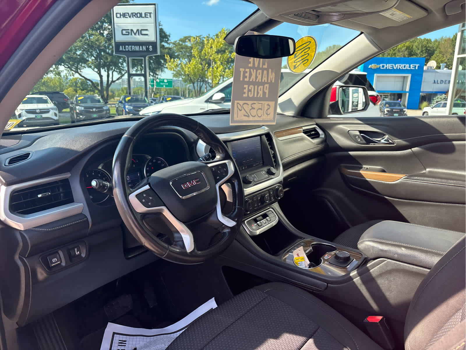 2020 GMC Acadia SLE - Photo 10