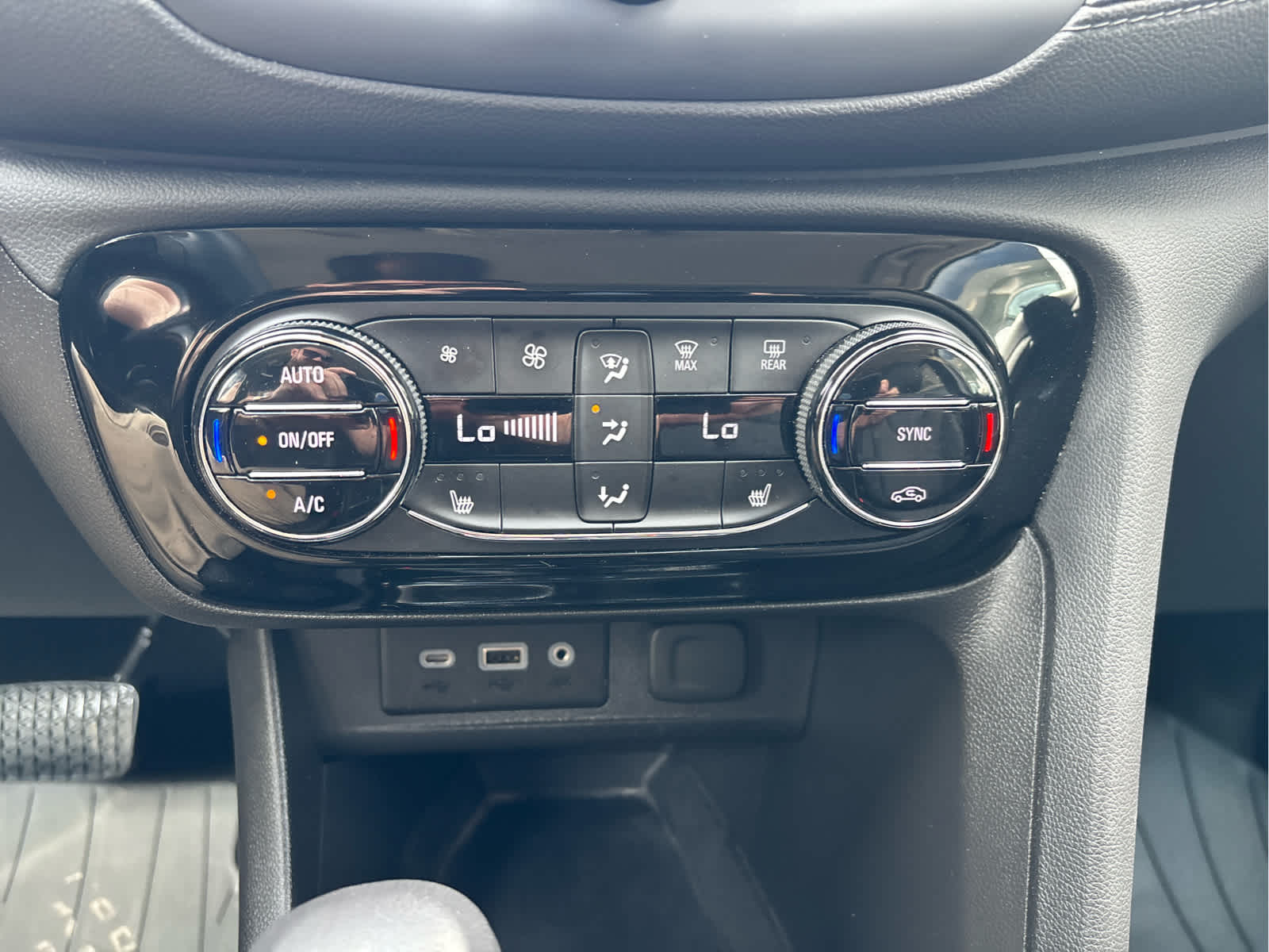 2023 Buick Encore GX Select - Photo 16