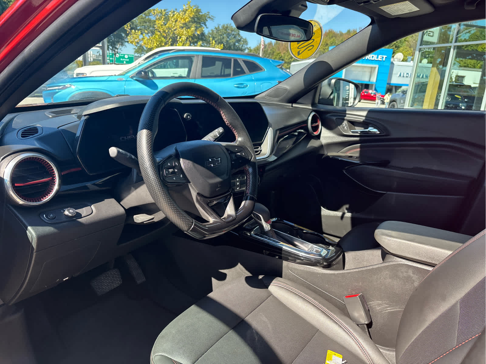 2024 Chevrolet Trax RS - Photo 10