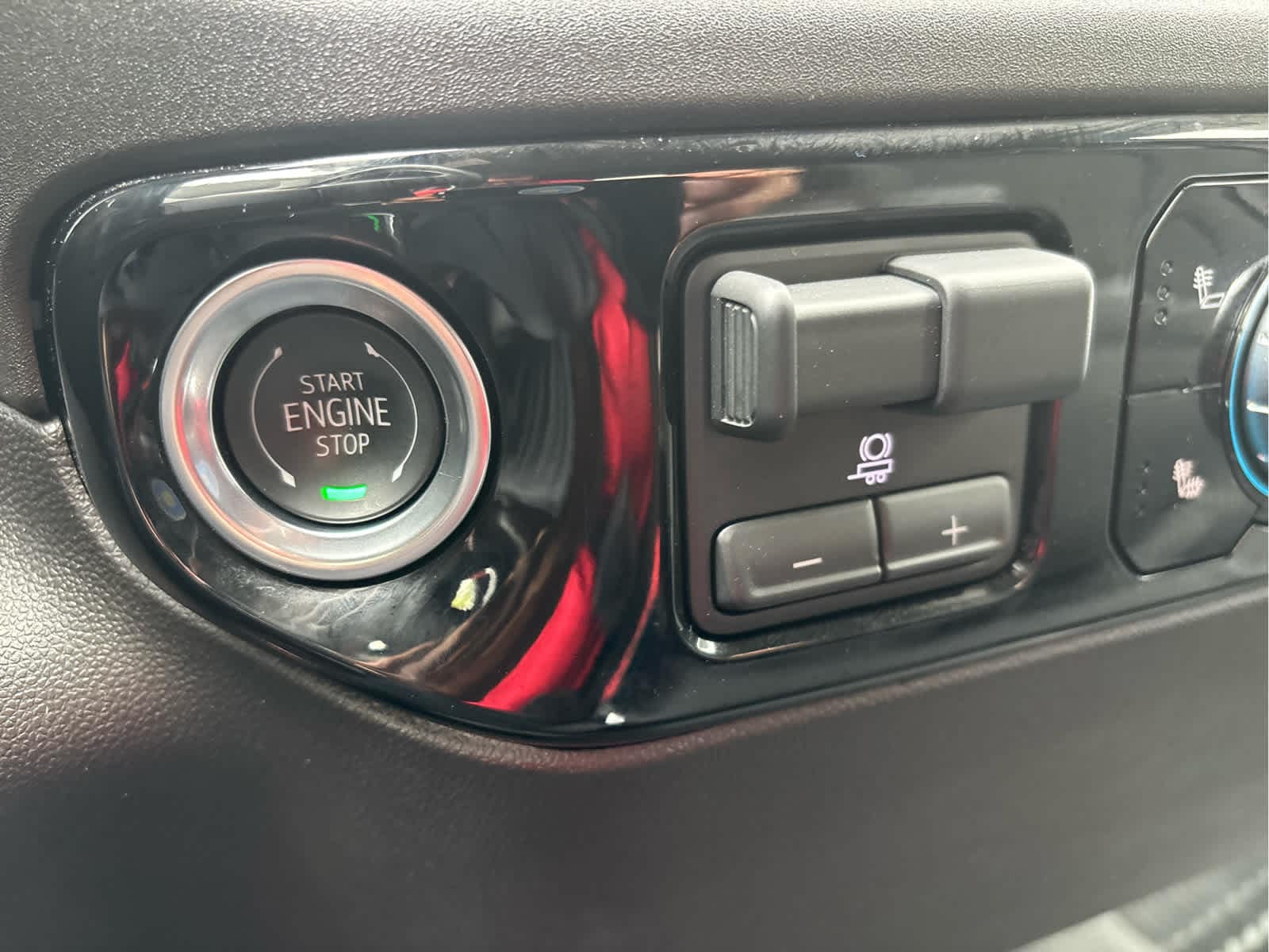 2025 GMC Sierra 1500 Elevation - Photo 17