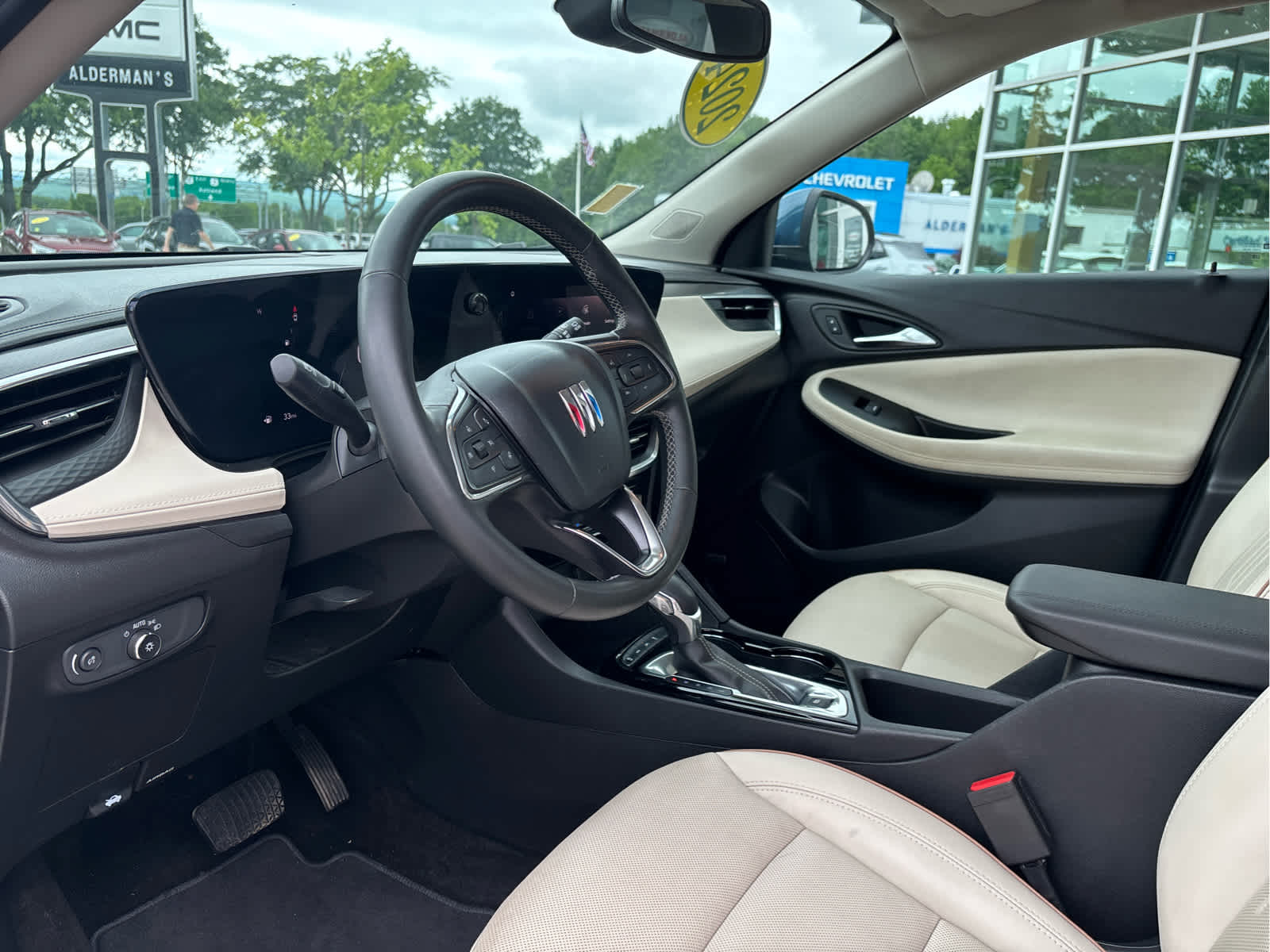 2024 Buick Encore GX Avenir - Photo 10