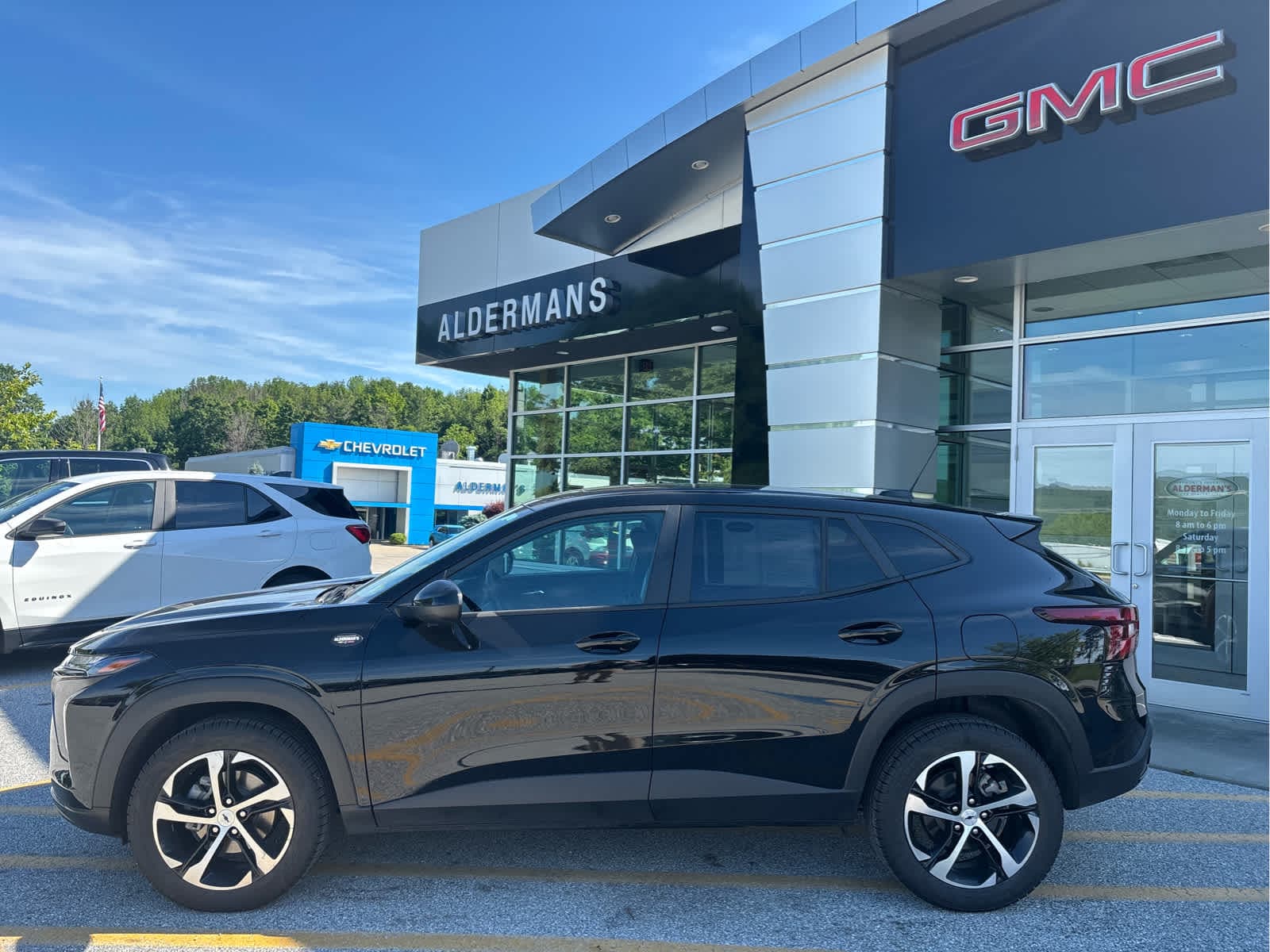2024 Chevrolet Trax RS - Photo 5