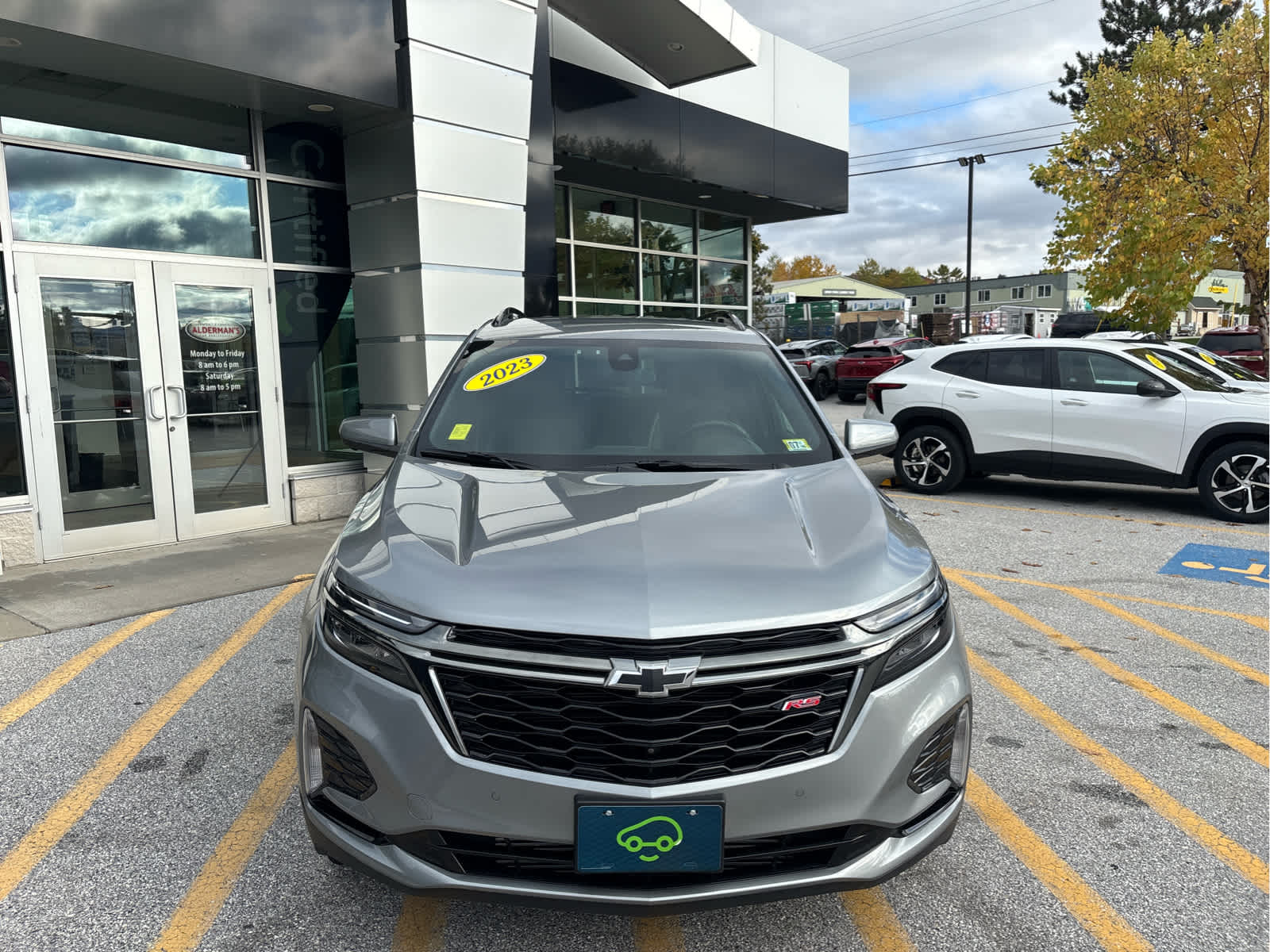 2023 Chevrolet Equinox RS - Photo 2
