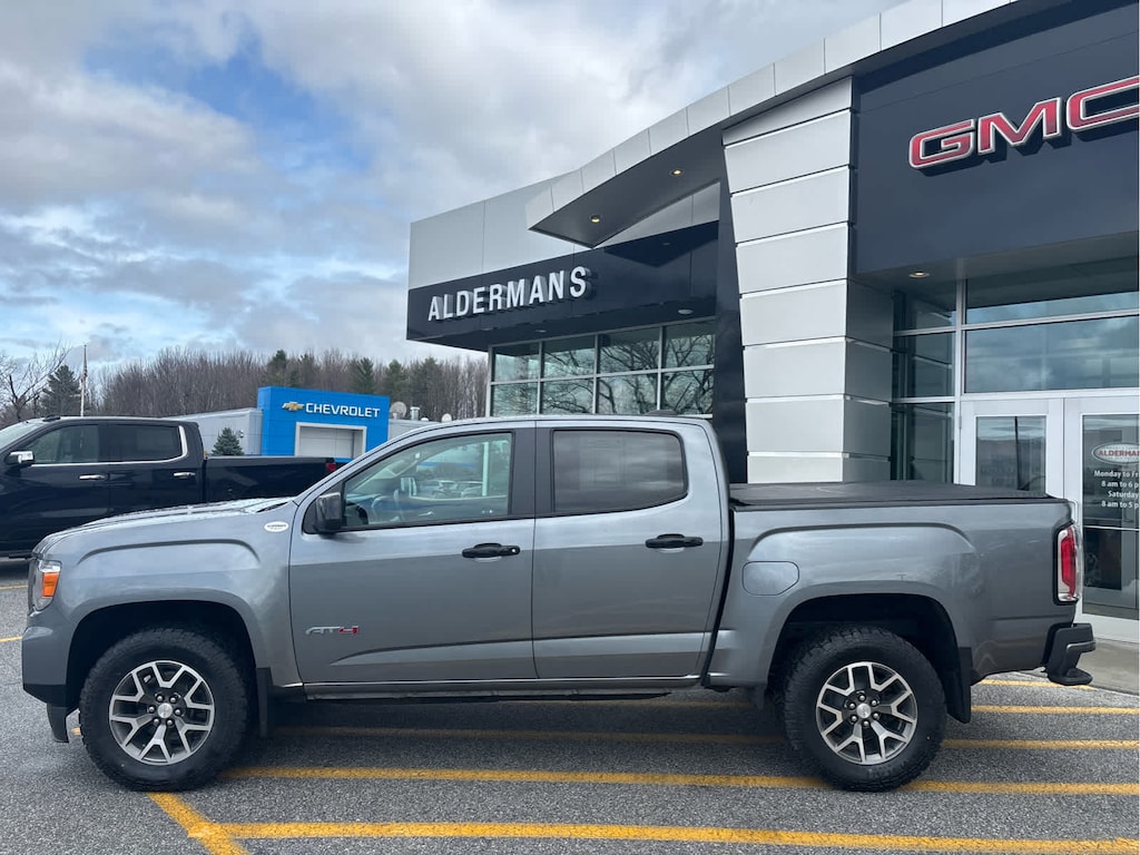 Used 2021 GMC Canyon AT4 - Cloth Truck