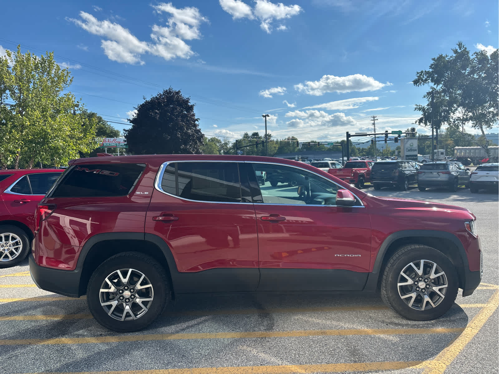 2020 GMC Acadia SLE - Photo 9