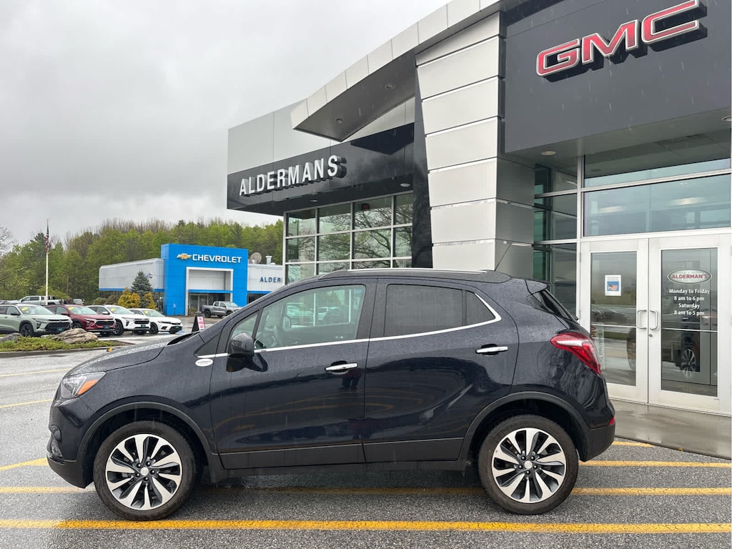 Used 2022 Buick Encore Preferred SUV