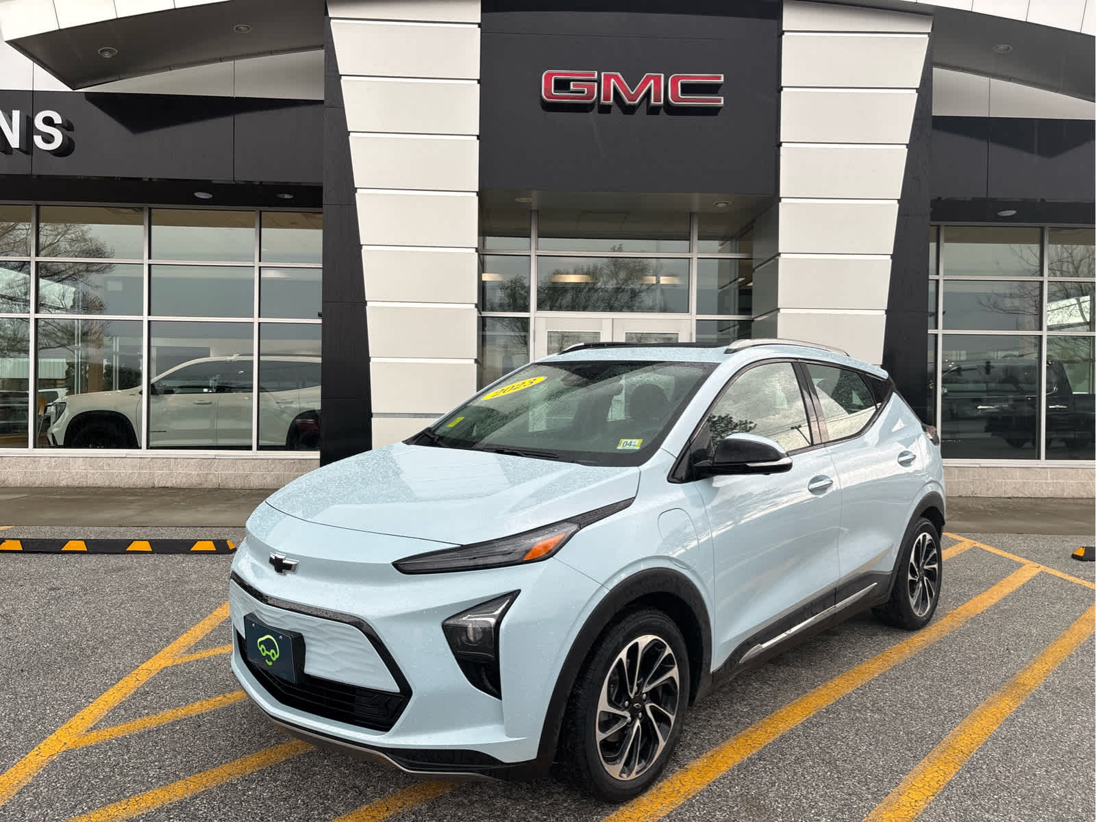 2023 Chevrolet Bolt EUV Premier's photo