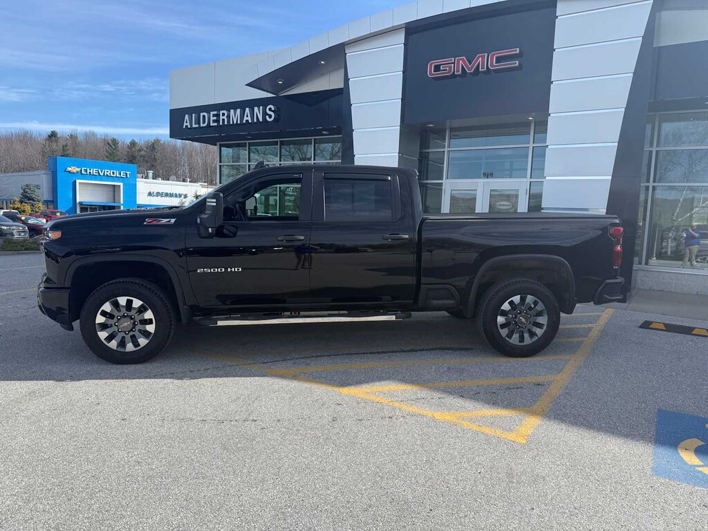 Used 2024 Chevrolet Silverado 2500 HD Custom Truck