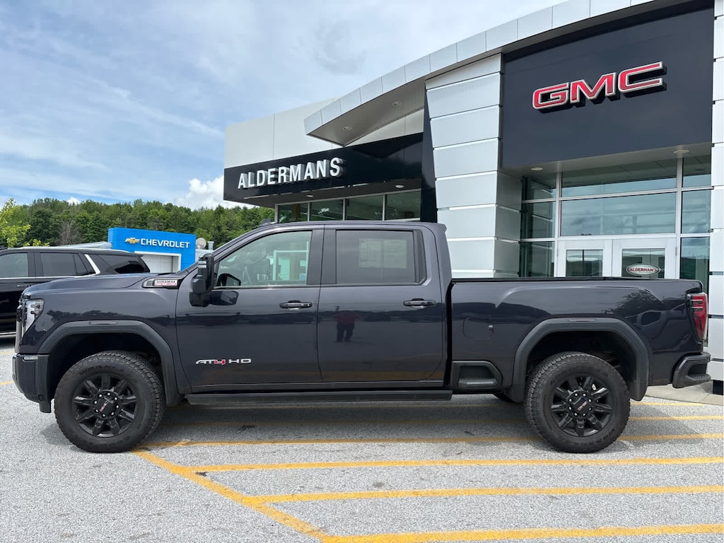 Used 2024 GMC Sierra 2500 HD AT4 Truck