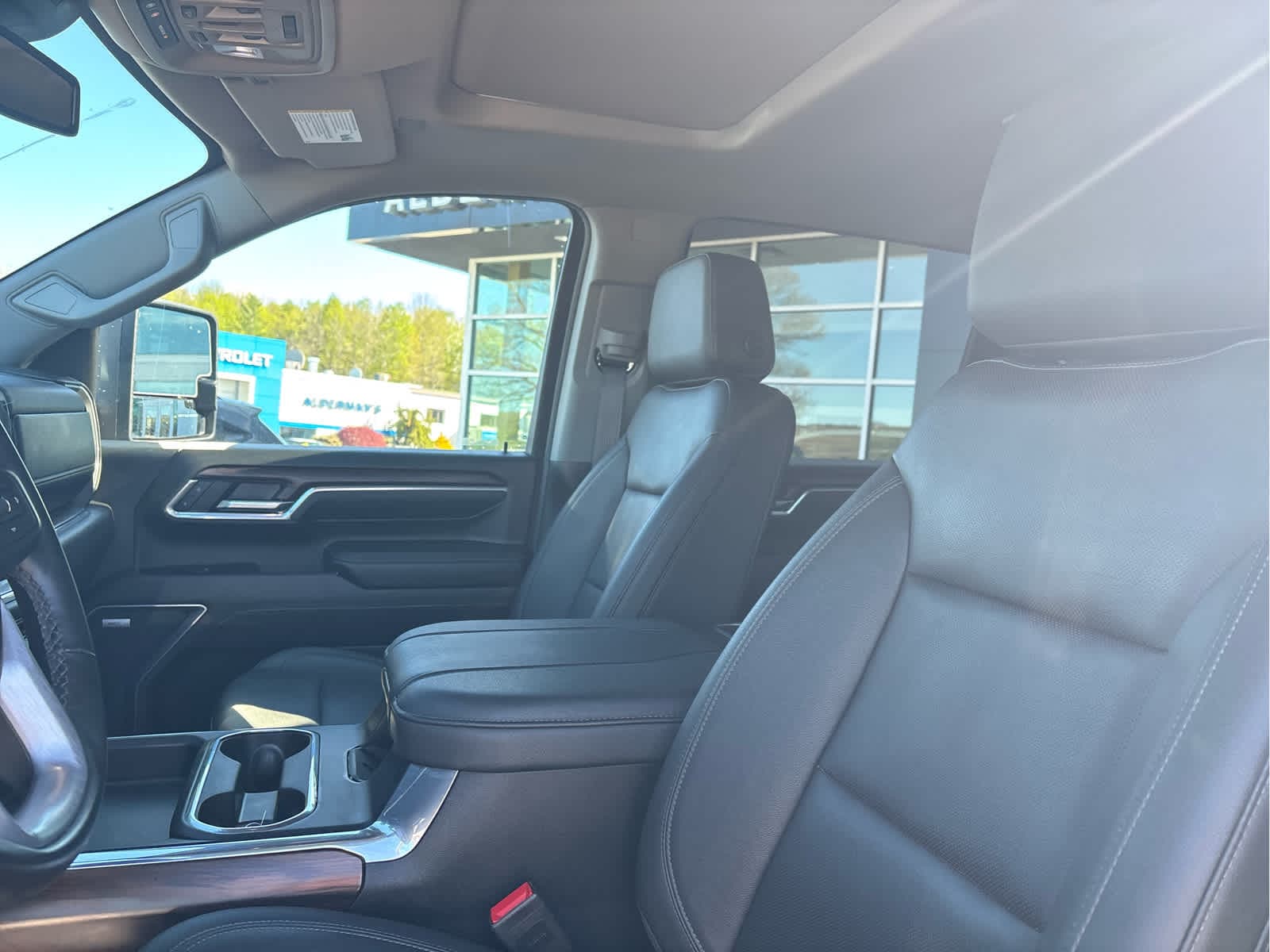 2025 GMC Sierra 3500HD SLT - Photo 11
