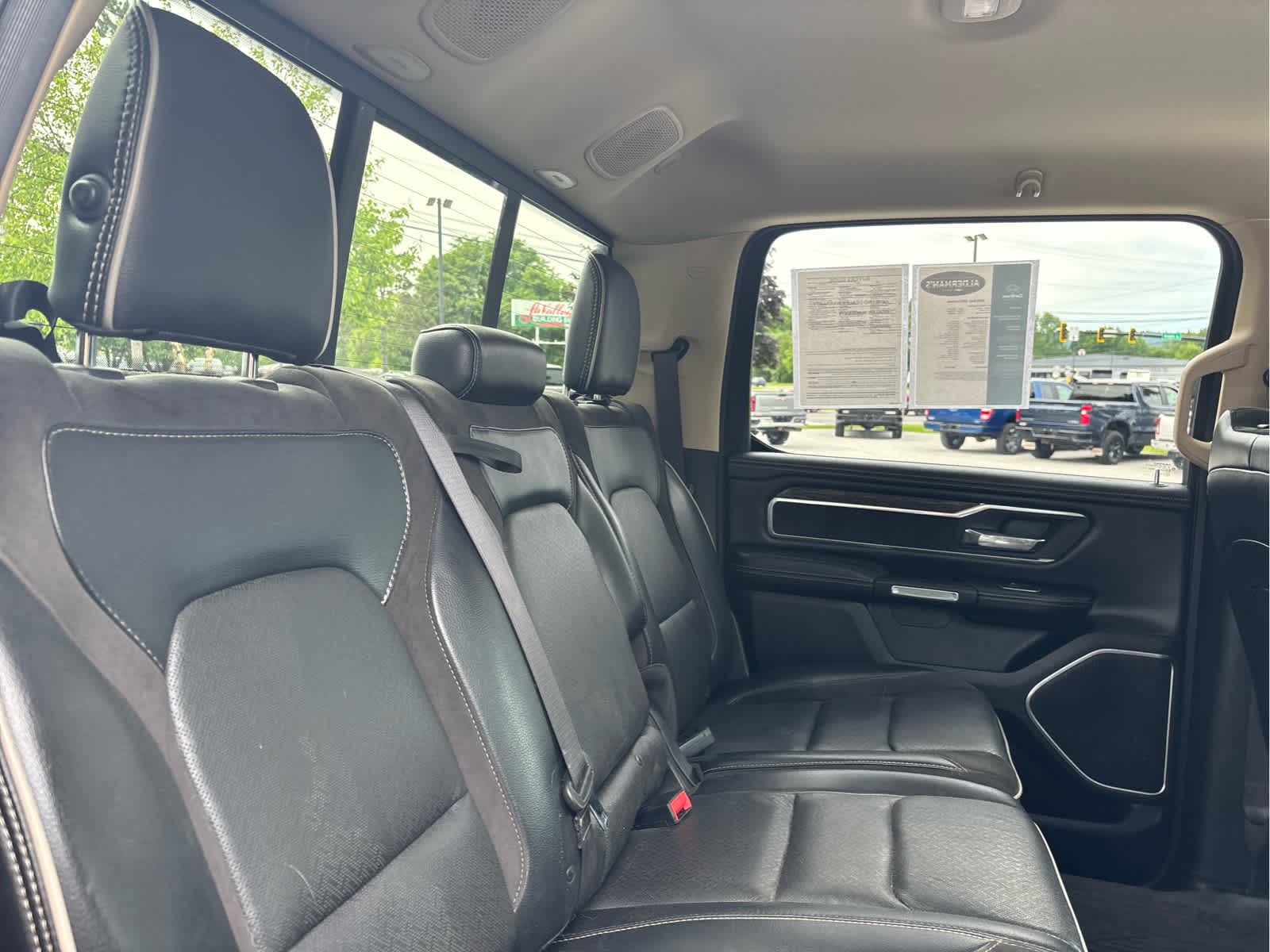 2020 RAM Ram 1500 Pickup Laramie - Photo 24