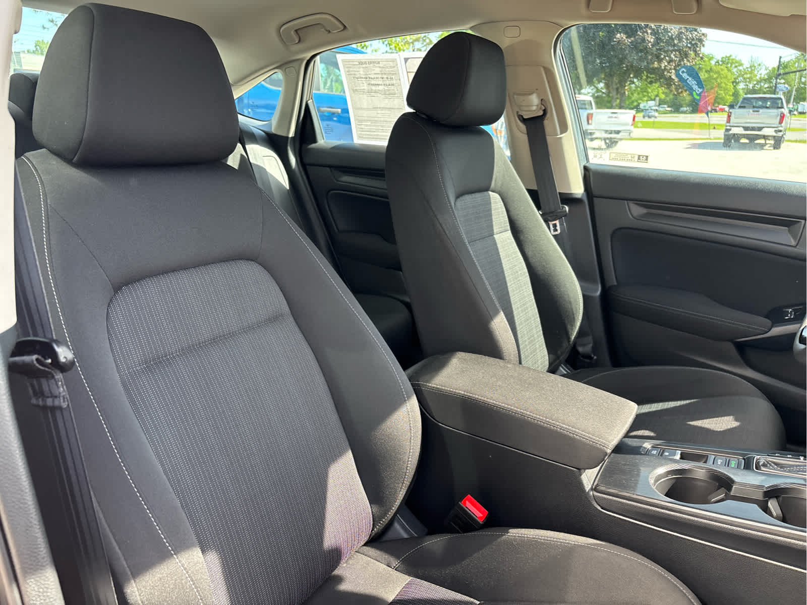 2022 Honda Civic LX - Photo 25