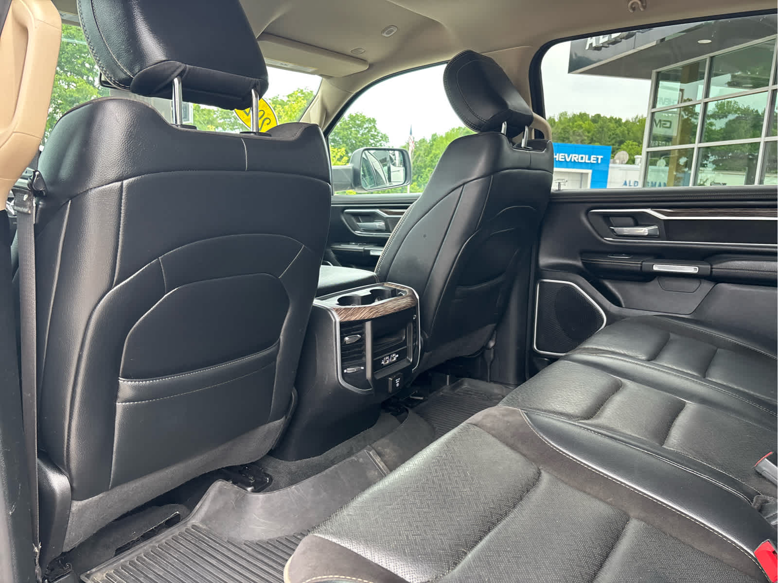 2020 RAM Ram 1500 Pickup Laramie - Photo 16