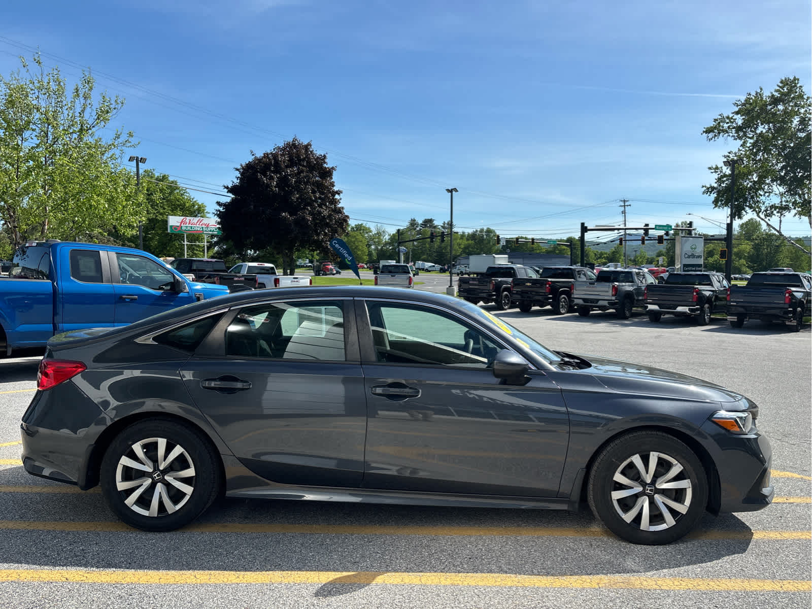 2022 Honda Civic LX - Photo 8